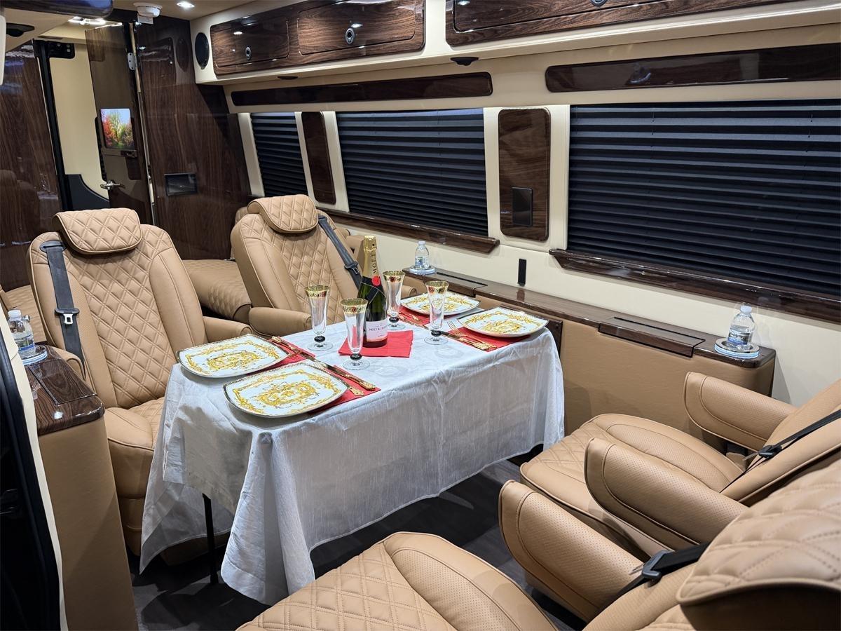 Mercedes-Benz Sprinter 3500 XD 170-in. WB 2024