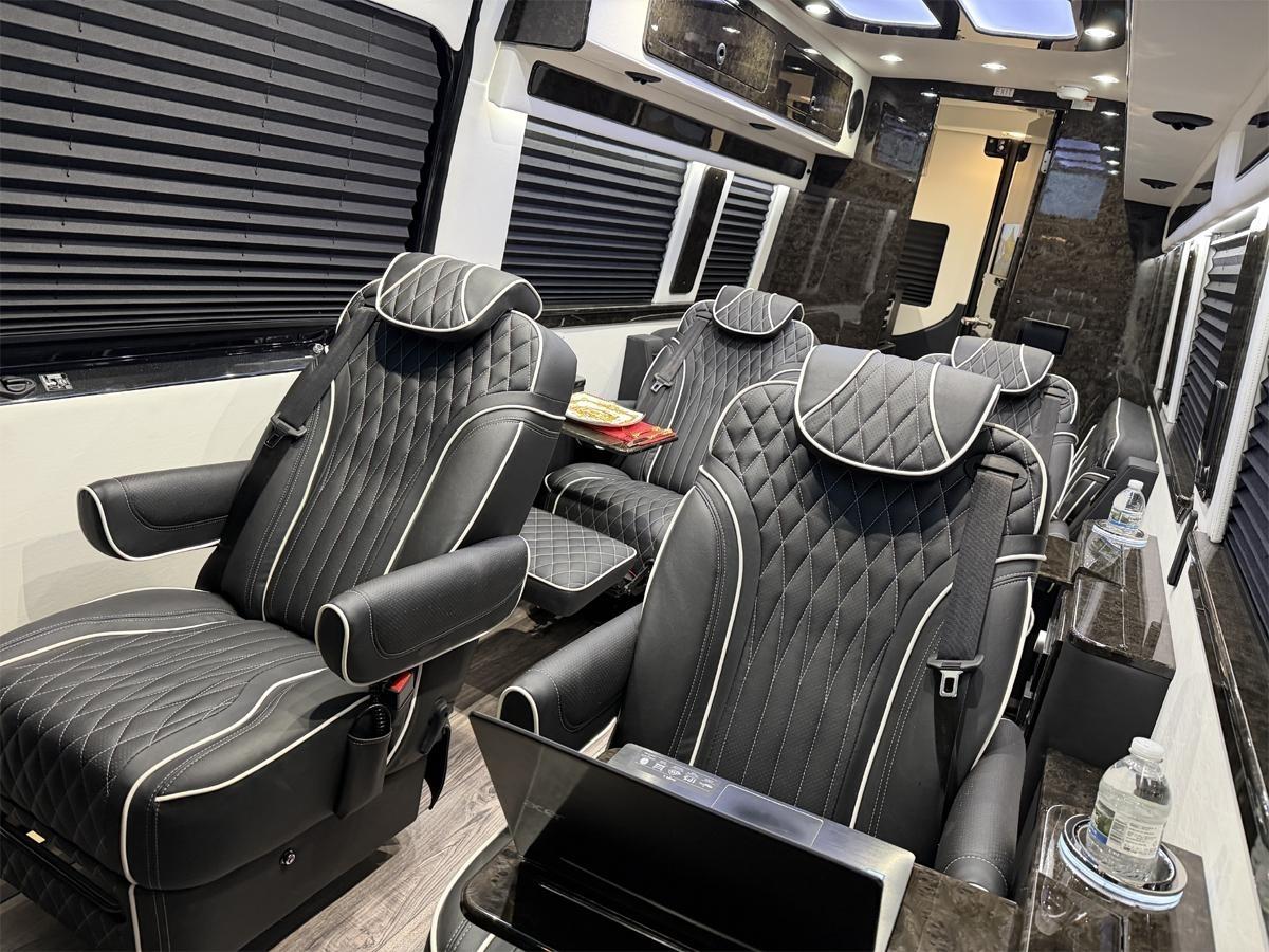 Mercedes-Benz Sprinter 3500 XD 170-in. WB 2024