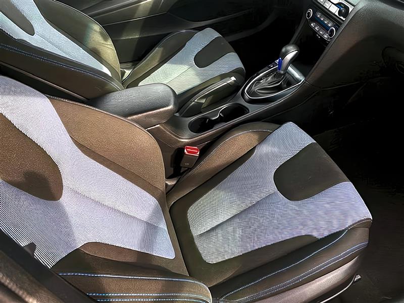 Hyundai Veloster 2.0 Premium 6A 2019