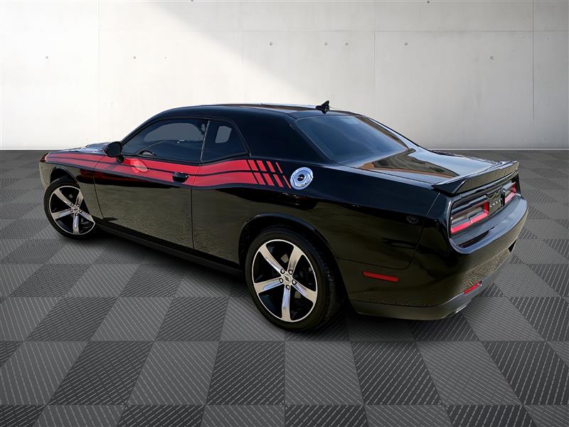 Dodge Challenger SXT Plus 2015
