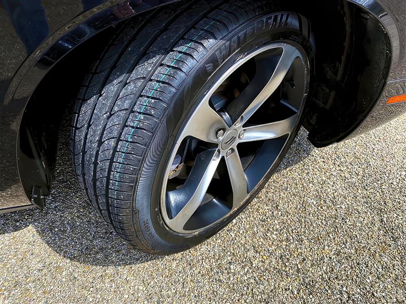 Dodge Challenger SXT Plus 2015