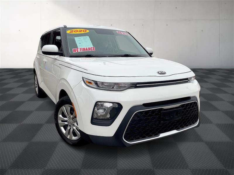 2020 Kia Soul LX's photo