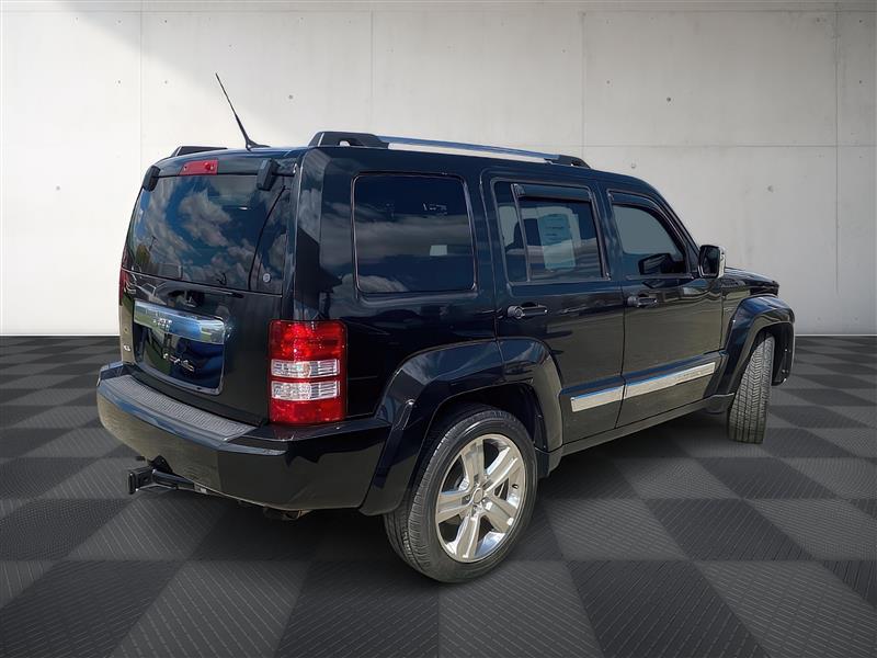 Jeep Liberty  2011