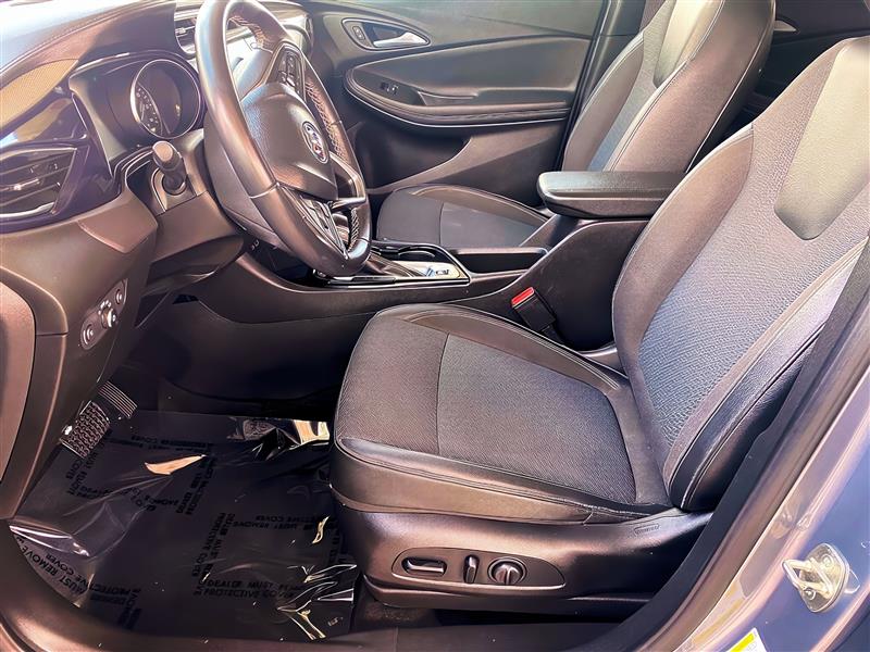 Buick Encore GX  2020