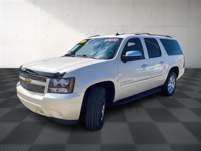 Chevrolet Suburban LTZ 4WD 2013