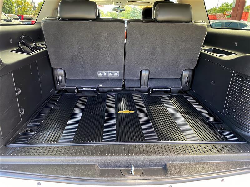 Chevrolet Suburban LTZ 4WD 2013