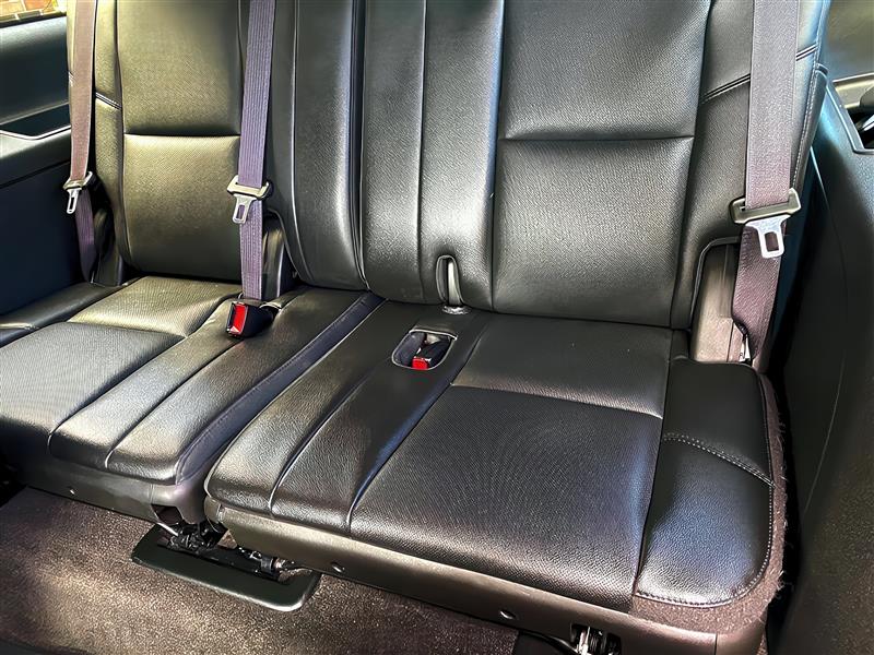 Chevrolet Suburban LTZ 4WD 2013