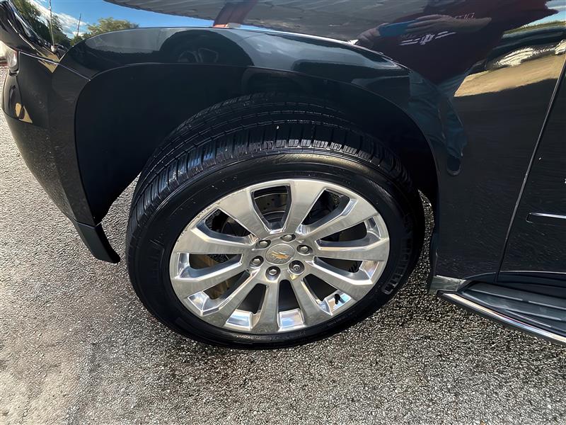 Chevrolet Suburban  2015