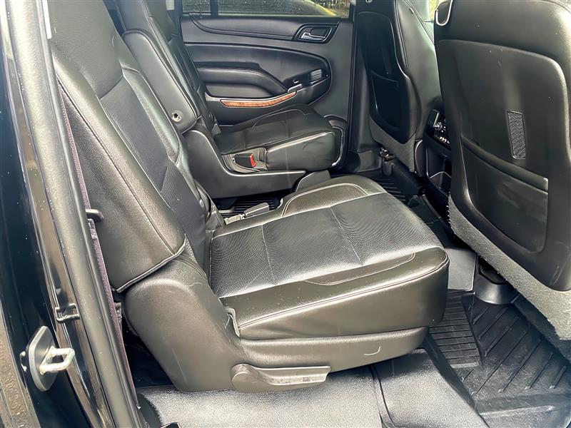 Chevrolet Suburban  2015