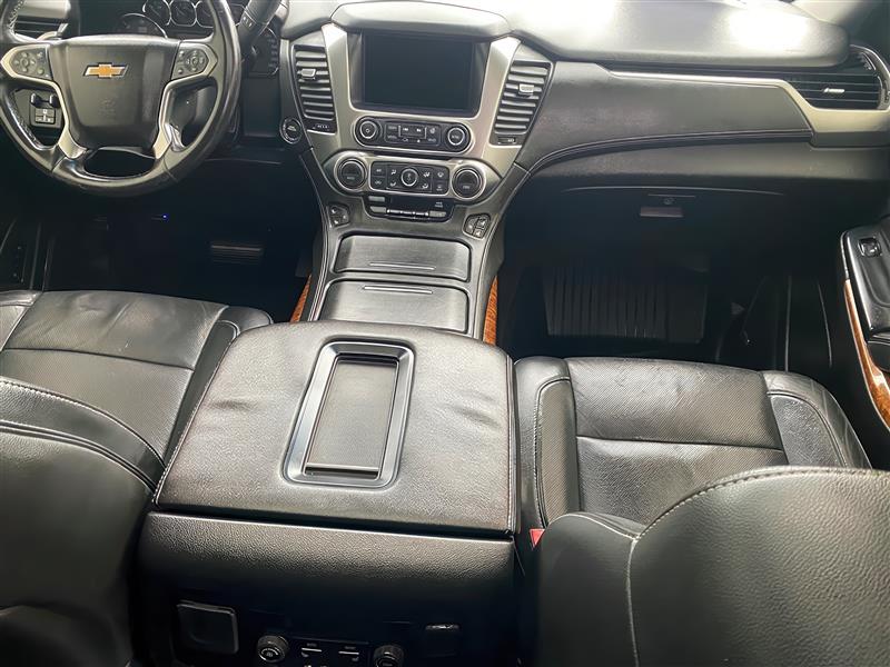 Chevrolet Suburban  2015