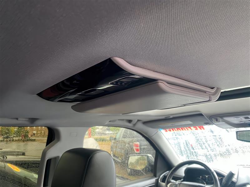 Chevrolet Suburban  2015