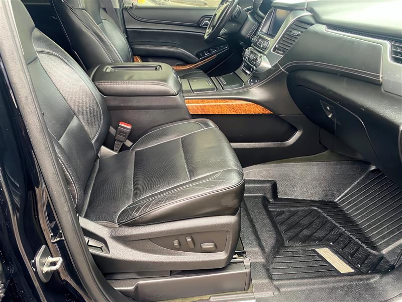 Chevrolet Suburban  2015