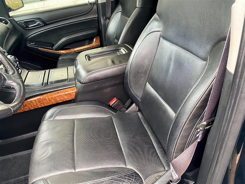 Chevrolet Suburban  2015