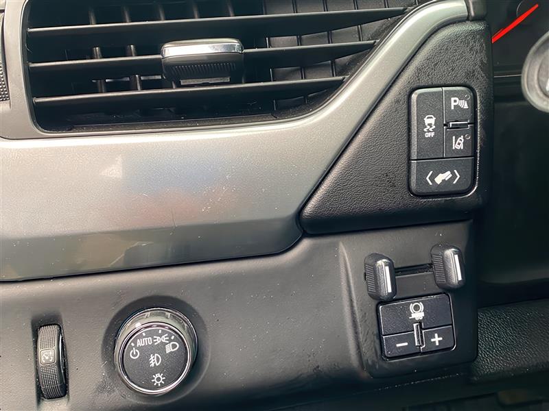 Chevrolet Suburban  2015