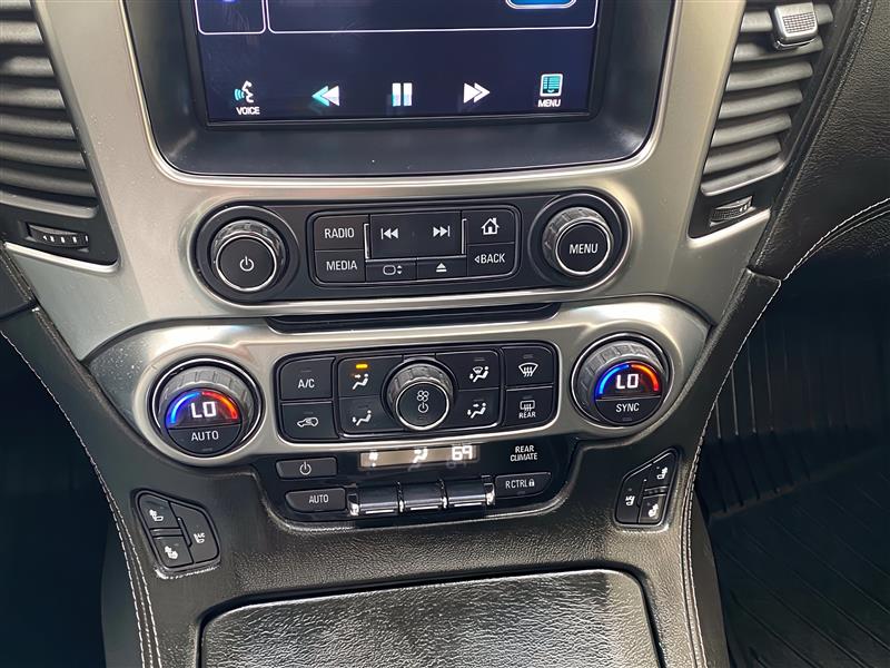 Chevrolet Suburban  2015