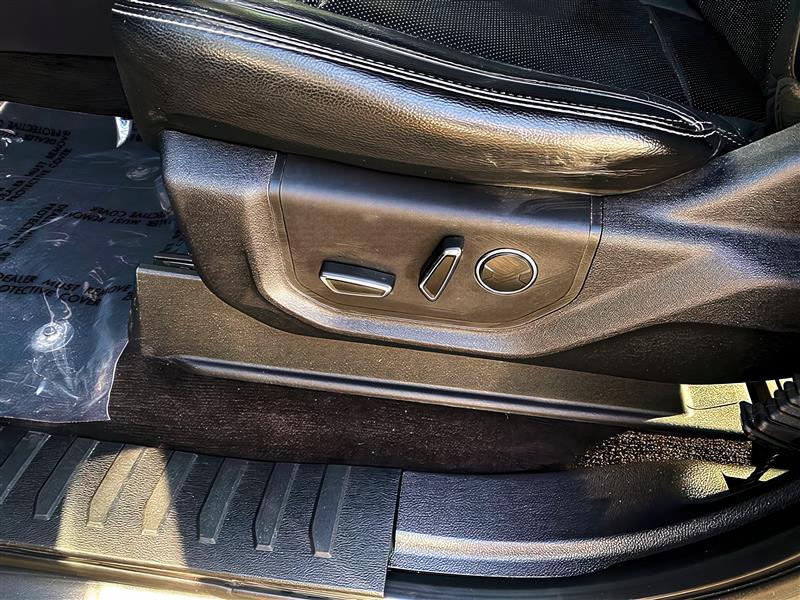 Ford F-150 Lariat SuperCrew 5.5-ft. Bed 4WD 2016