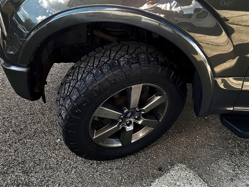 Ford F-150 Lariat SuperCrew 5.5-ft. Bed 4WD 2016