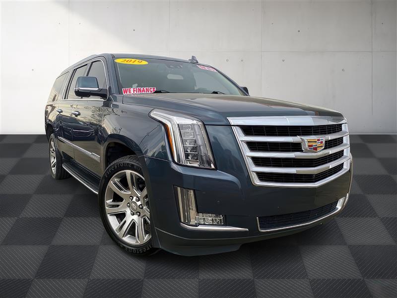 2019 Cadillac Escalade ESV Luxury 4WD