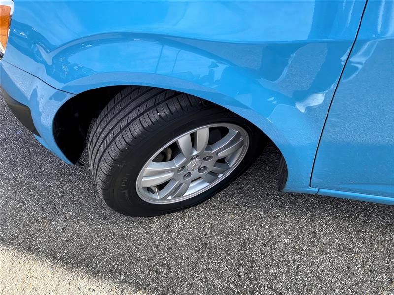 Chevrolet Sonic LT Auto 5-Door 2014