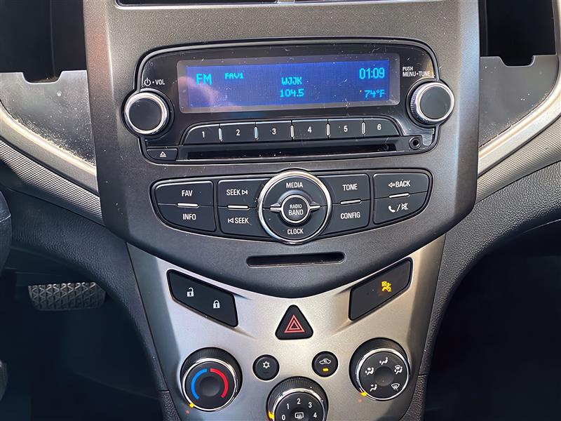 Chevrolet Sonic LT Auto 5-Door 2014