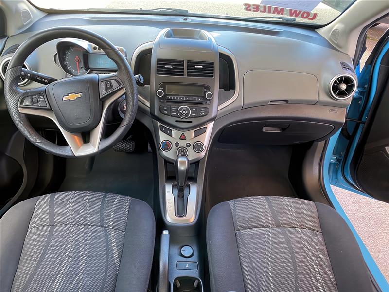 Chevrolet Sonic LT Auto 5-Door 2014