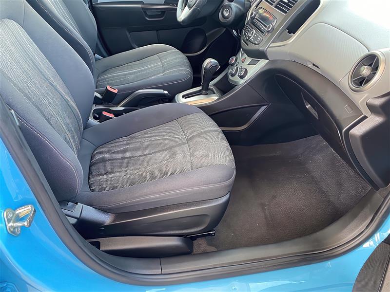 Chevrolet Sonic LT Auto 5-Door 2014
