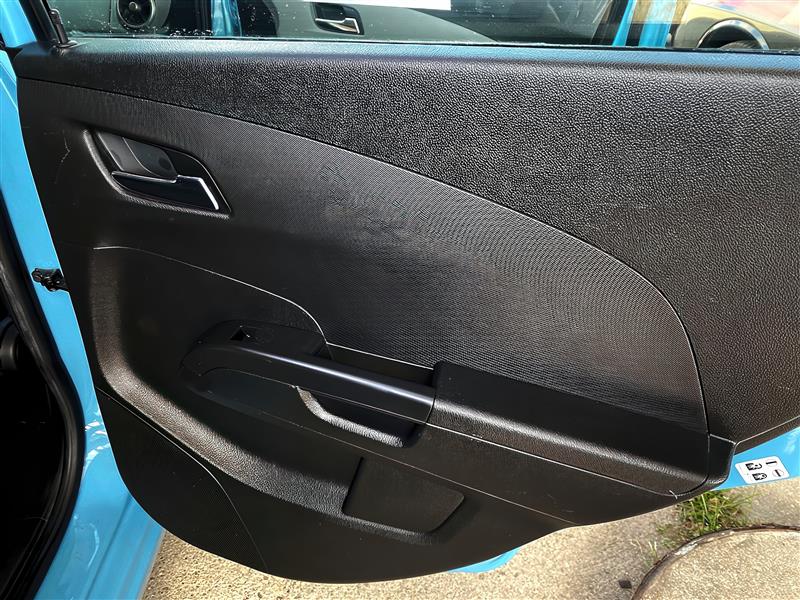 Chevrolet Sonic LT Auto 5-Door 2014