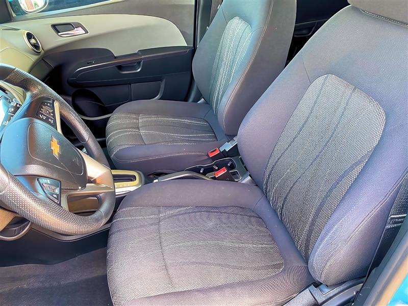 Chevrolet Sonic LT Auto 5-Door 2014