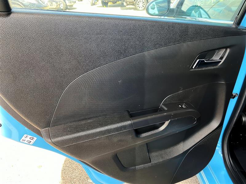 Chevrolet Sonic LT Auto 5-Door 2014