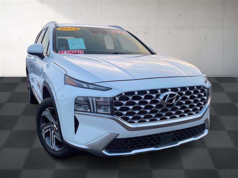 2022 Hyundai Santa Fe SEL's photo