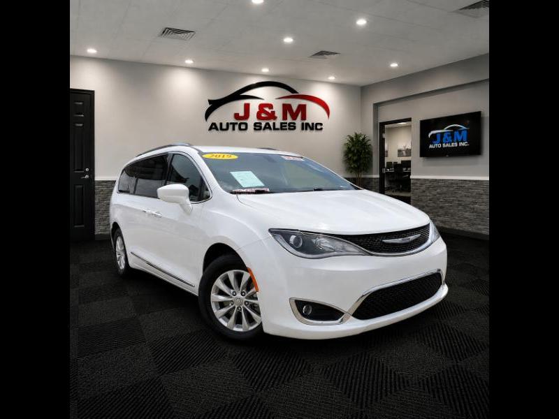 2019 Chrysler Pacifica Touring-L Plus
