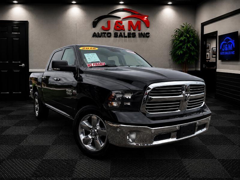 2016 RAM 1500 SLT Crew Cab  4WD