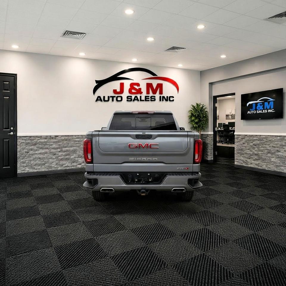 GMC Sierra 1500 4WD Crew Cab 147" AT4 2019