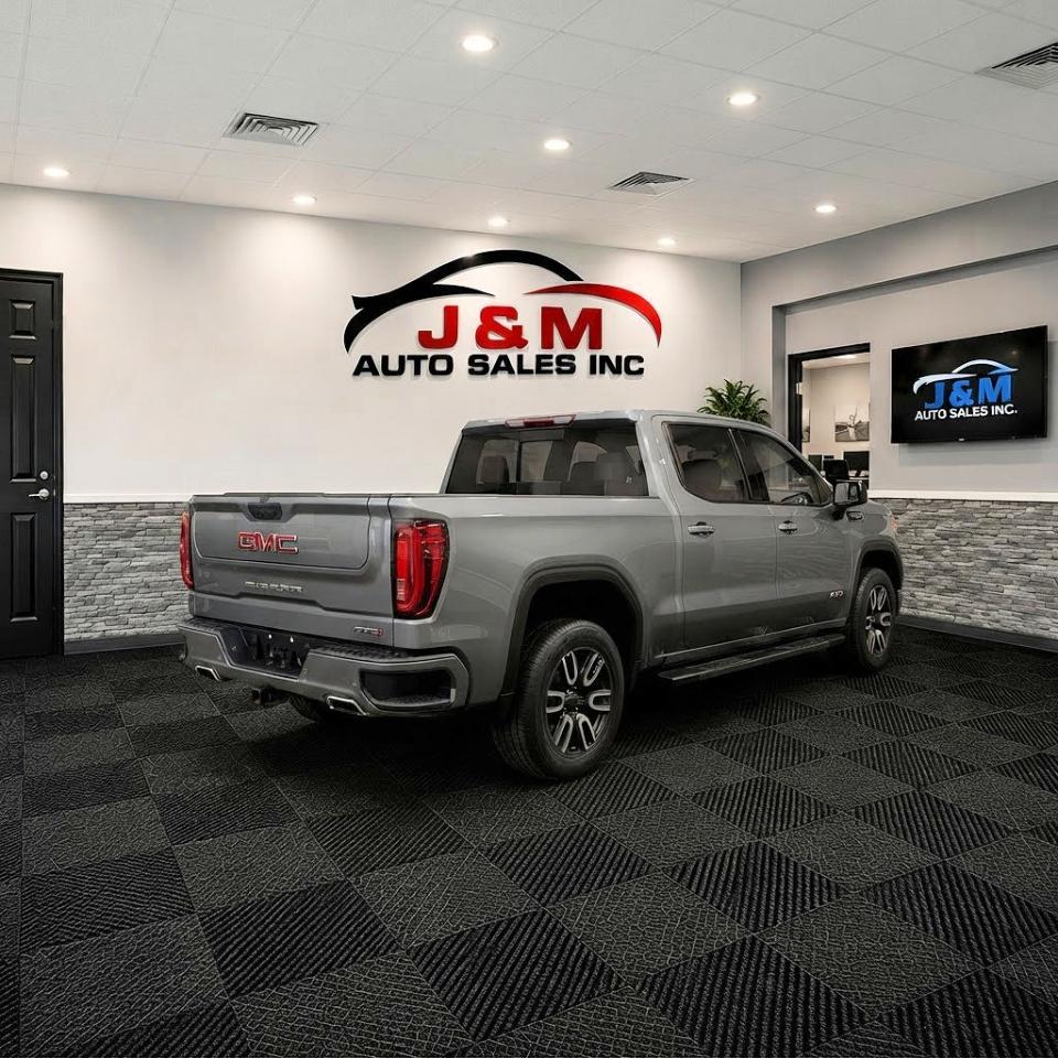 GMC Sierra 1500 4WD Crew Cab 147" AT4 2019