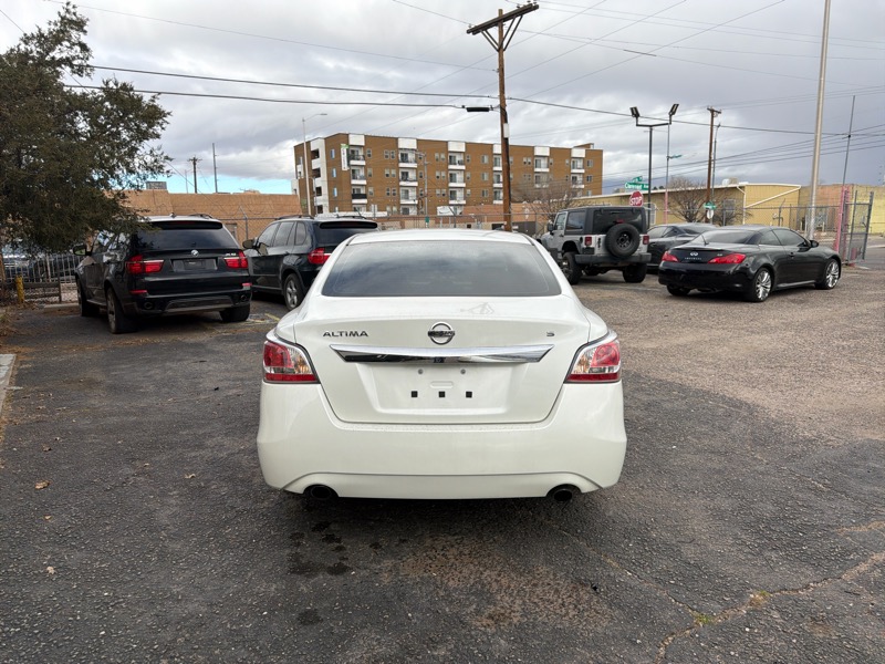 Nissan Altima 2.5 SV 2015