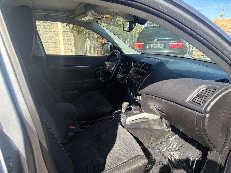 Mitsubishi Outlander Sport LE AWD 2013