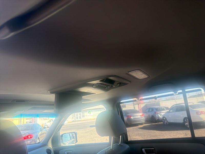 Honda Pilot Touring 4WD 5-Spd AT with DVD 2013