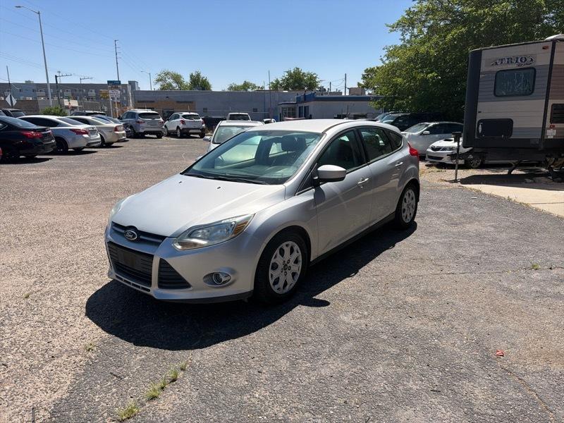 Ford Focus SE 2012
