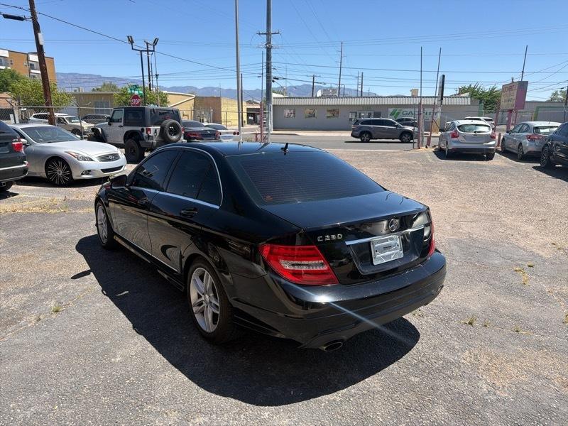 Mercedes-Benz C-Class C250 Luxury Sedan 2014