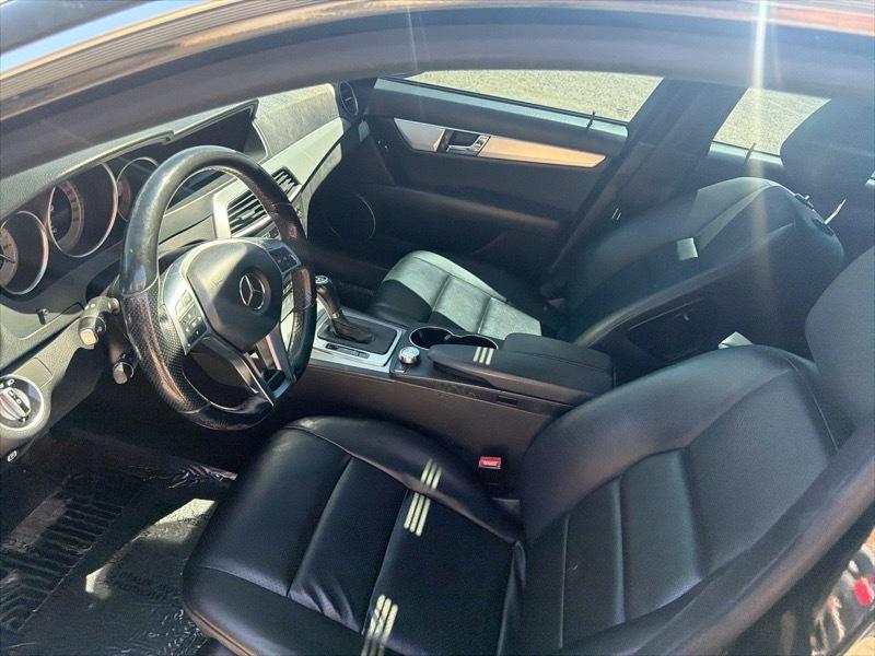 Mercedes-Benz C-Class C250 Luxury Sedan 2014