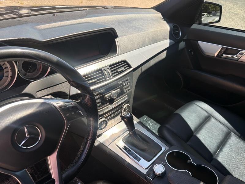 Mercedes-Benz C-Class C250 Luxury Sedan 2014