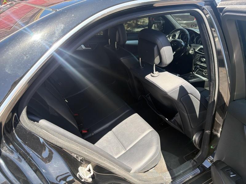 Mercedes-Benz C-Class C250 Luxury Sedan 2014