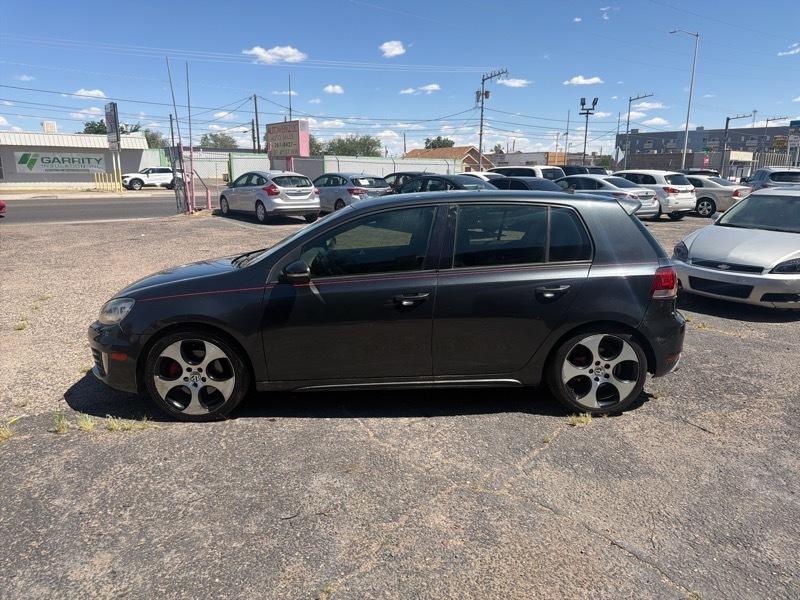 Volkswagen GTI 2.0T Sedan PZEV 2010