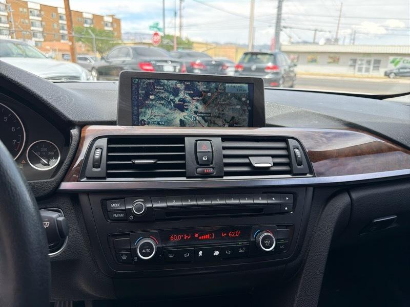 BMW 3-Series 328i SULEV 2015