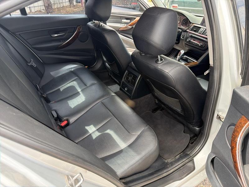 BMW 3-Series 328i SULEV 2015