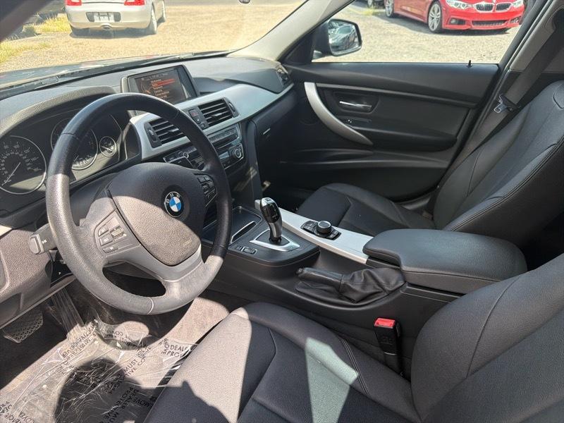 BMW 3-Series 320i xDrive Sedan 2017