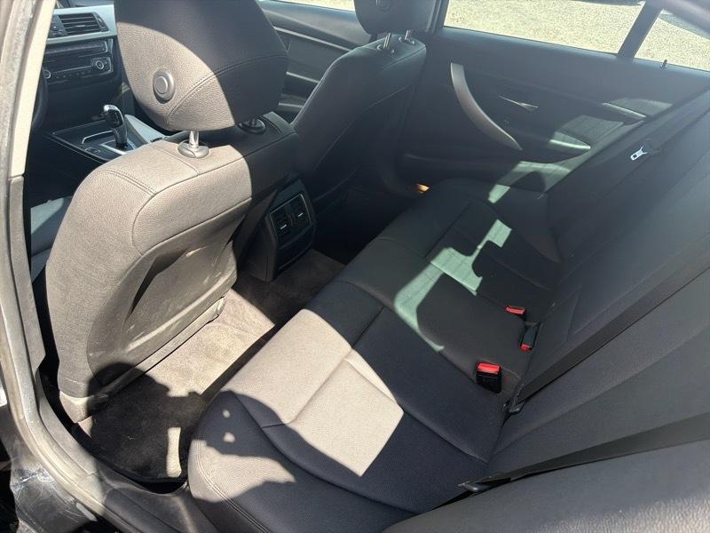 BMW 3-Series 320i xDrive Sedan 2017