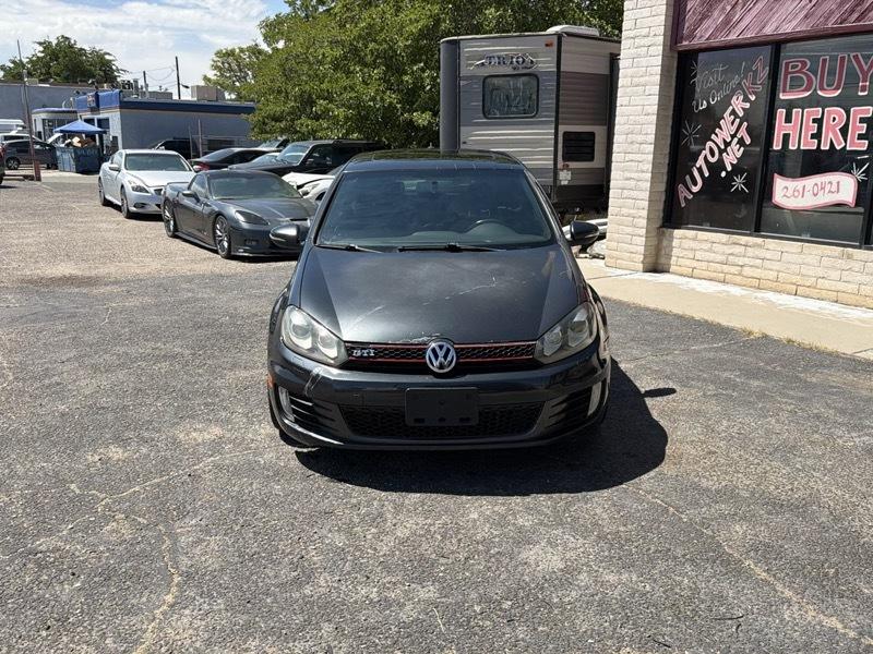 Volkswagen GTI 2.0T Sedan PZEV 2010