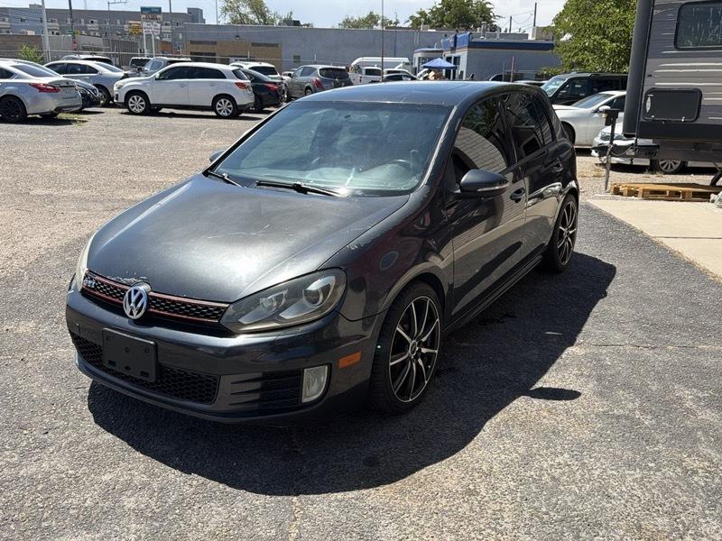 Volkswagen GTI 2.0T Sedan PZEV 2010