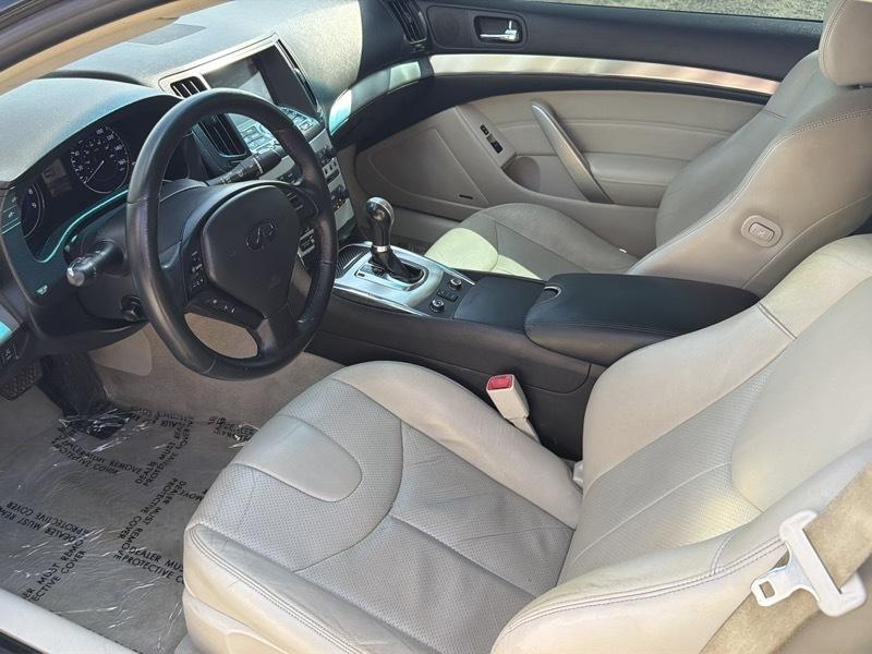 Infiniti Q60 Coupe AWD 2015